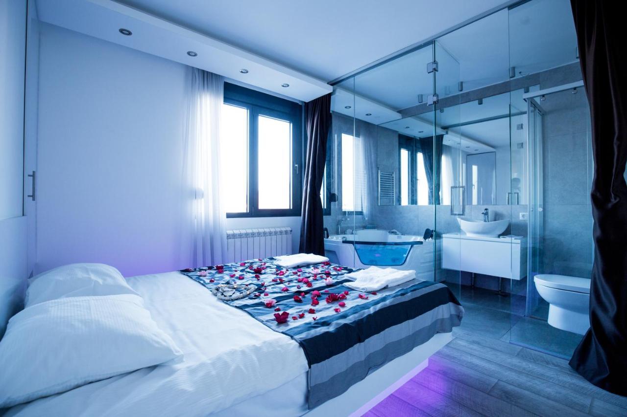 Luxury Boutique City Center Apartments Belgrado Esterno foto