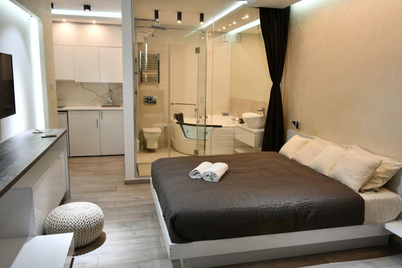 Luxury Boutique City Center Apartments Belgrado Esterno foto